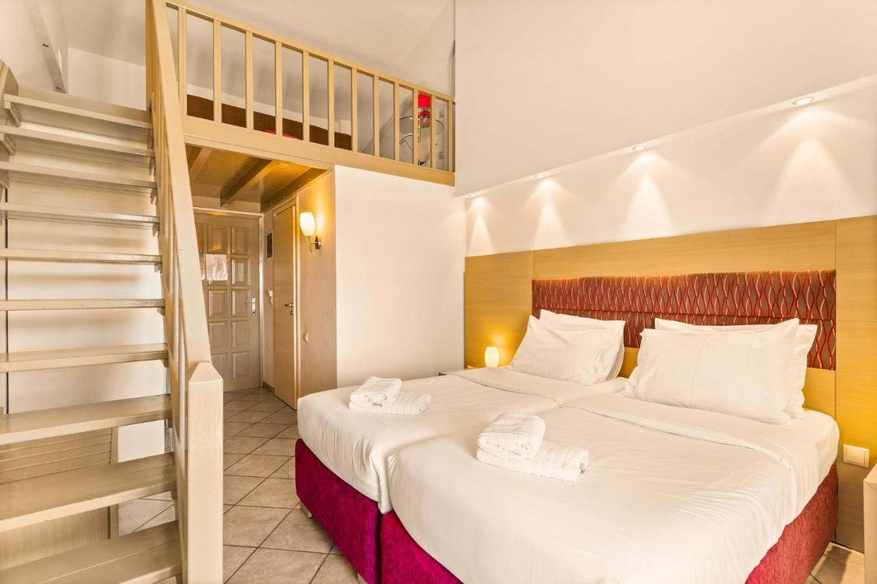Kalogria Aparthotel Stoupa Bagian luar foto
