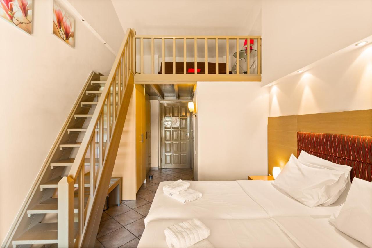 Kalogria Aparthotel Stoupa Bagian luar foto
