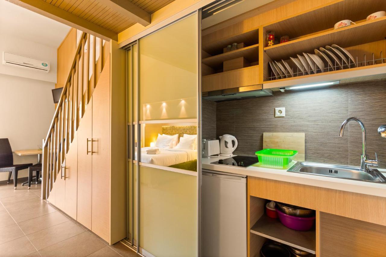 Kalogria Aparthotel Stoupa Bagian luar foto