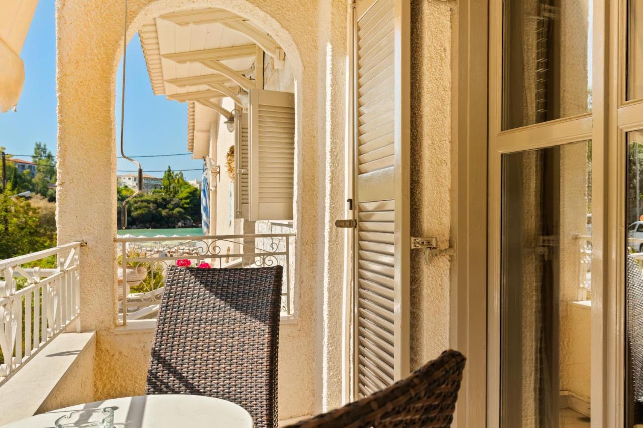 Kalogria Aparthotel Stoupa Bagian luar foto